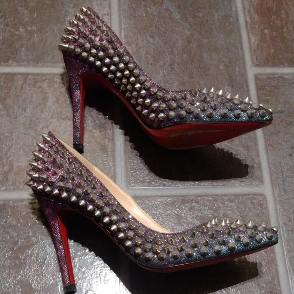 Christian Louboutin Metallic iridescent Studded Studs Pigalle Pump Heel Size 35 - Picture 3 of 12